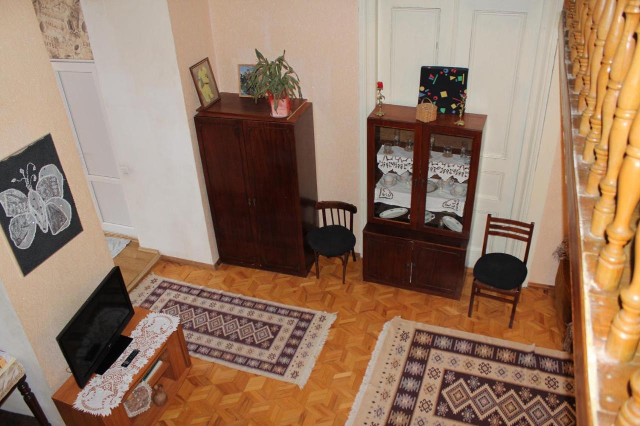 Grandma'S Hotel Tbilissi Extérieur photo